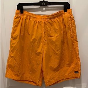 Men’s hike/swim shorts.